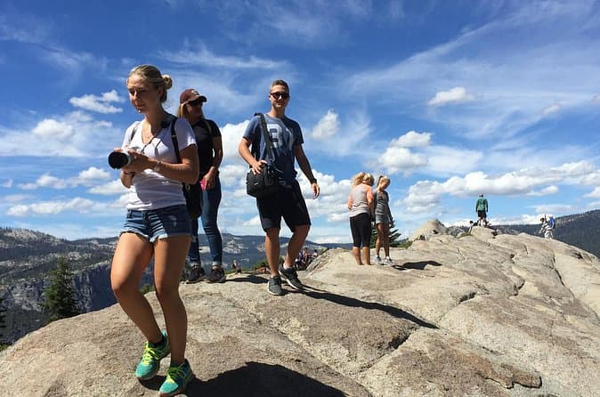 Yosemite and Glacier Point 2 Day-Trip from Los Angeles