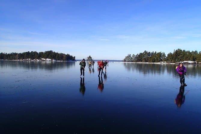 Stockholm Skating on Natural Ice Introductory Tour