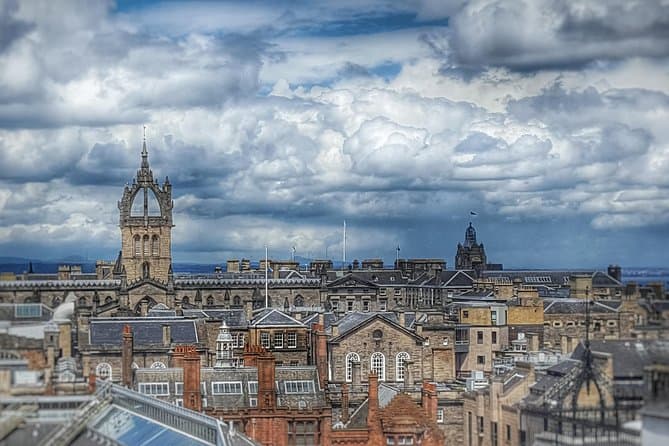 Edinburgh Old Town and Underground Tour