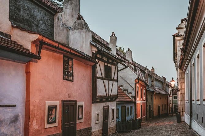 Lobkowicz Palace and Prague Castle Tickets