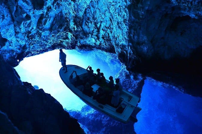 5 Islands Day, Blue Cave and Hvar Day Trip by Speed Boat