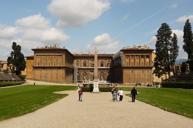 Florence Boboli Garden and Pitti Palace Private Guided Tour