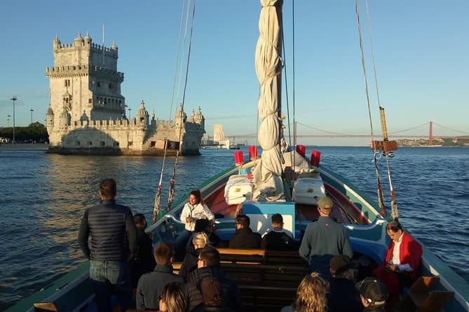 Lisbon Traditional Boat Guided Tour