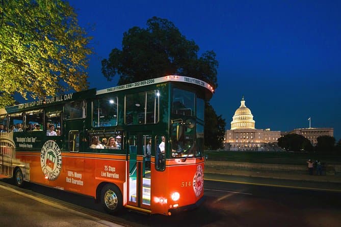Washington DC Night Trolley Tour