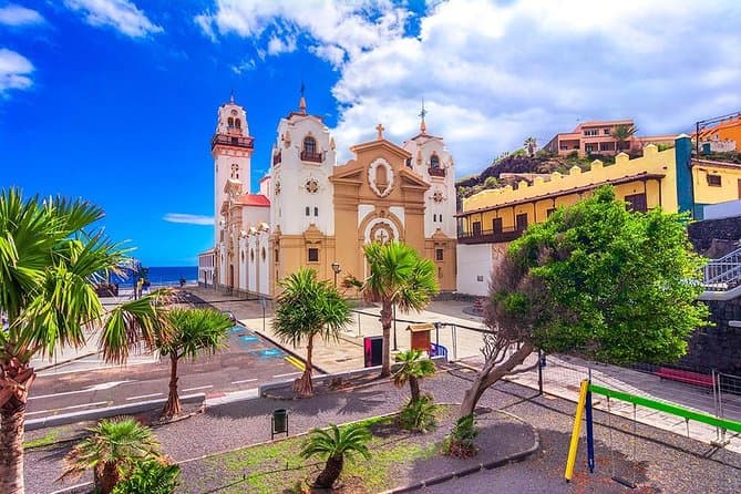 Icod, Los Gigantes, Puerto de la Cruz and Candelaria Day Trip in Tenerife
