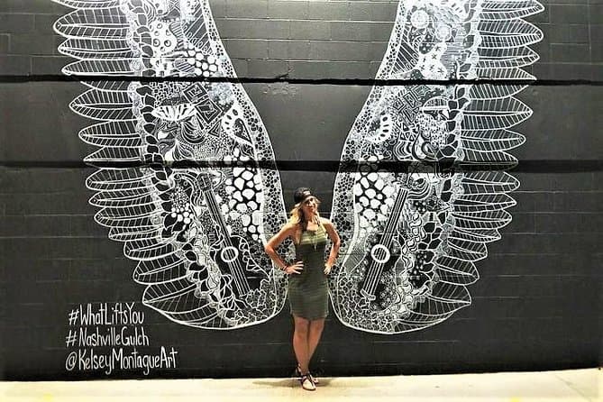 Nashville Street Art Tour by Golf Cart