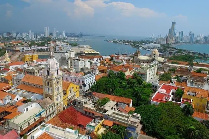 Cartagena Tour with Walled City and San Felipe Castle