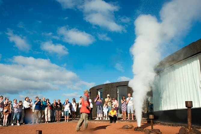 Southern Lanzarote Tour with Winery Visit