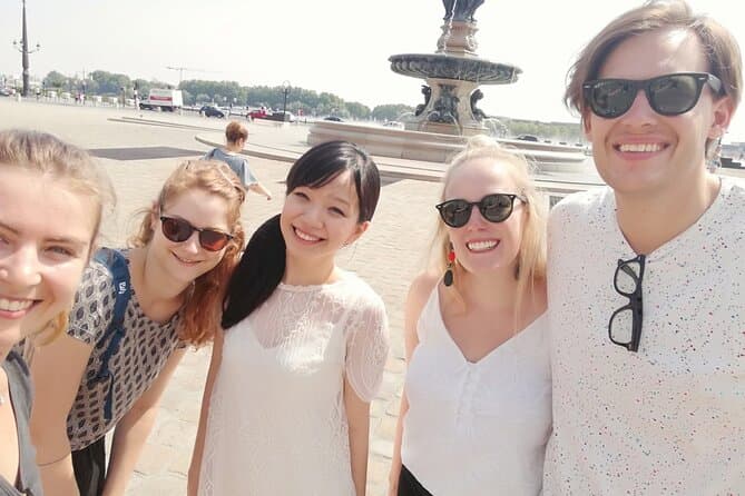 Bordeaux Private Tour with Glass of Wine