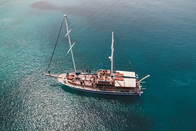 Agistri, Aegina and Moni Boat tour from Athens