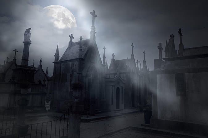 New Orleans Cemetery Night Bus Tour