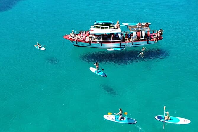 Ibiza 3-Hour Boat Tour with Open Bar