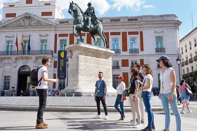 Madrid Bus Tour with Prado Museum Guided Tour