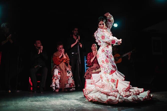 Seville Flamenco and Tapas Tour