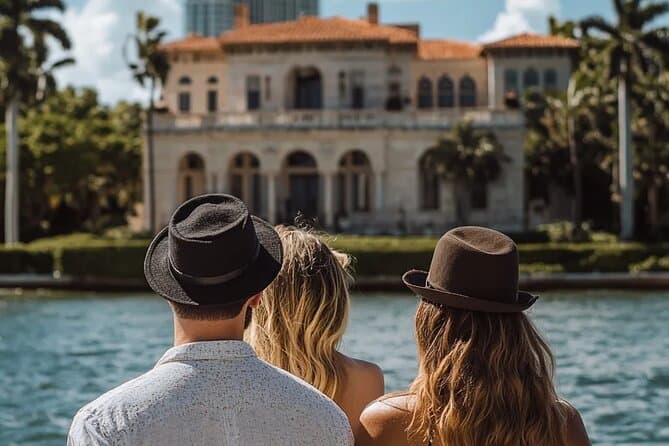 Miami Sightseeing Bus Tour and Boat Ride
