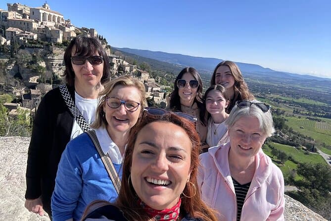 Provence Highlights Day Trip from Avignon with Wine Tasting
