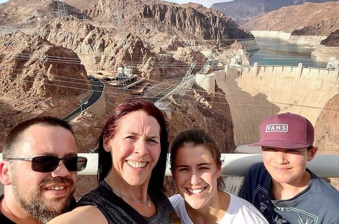 Hoover Dam Tour from Las Vegas with a Comedian Guide