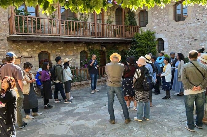 Delphi and Meteora 2-Day Trip from Athens