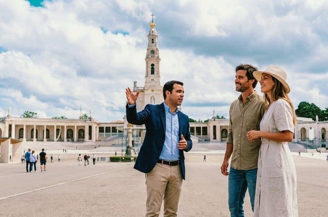 Fatima, Batalha, Nazare and Obidos Private Day Trip from Lisbon