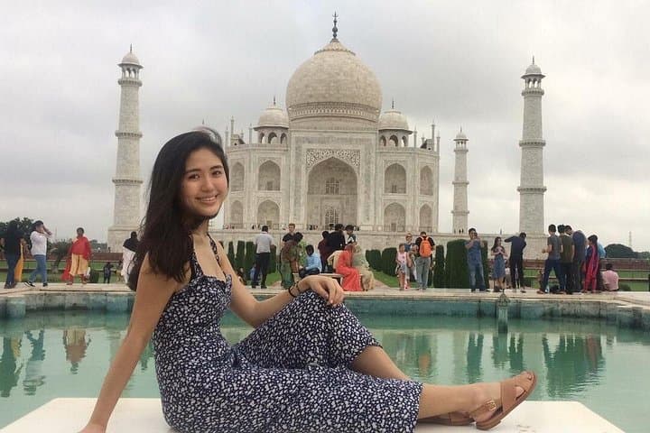 Taj Mahal, Agra Fort and Baby Taj Day Trip from New Delhi