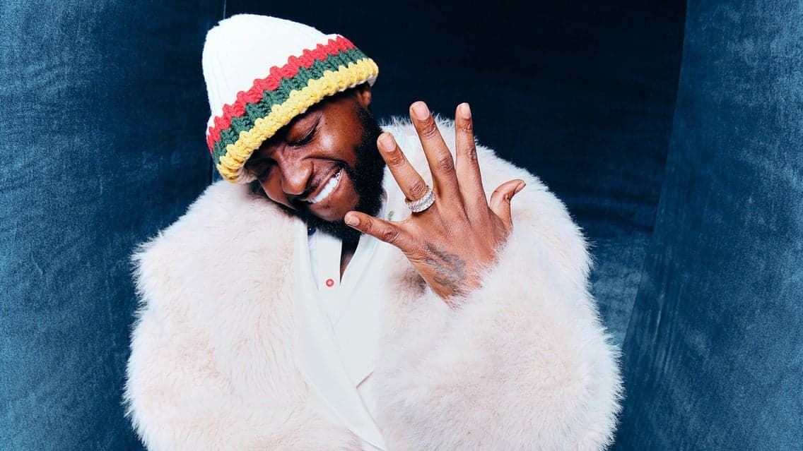 Davido Hosts Cabana Toronto at Cabana Pool Bar