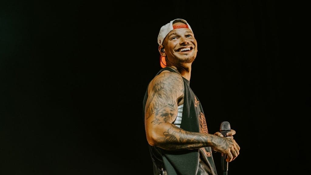 Kane Brown w/ Mackenzie Carpenter at Sandia Resort & Casino