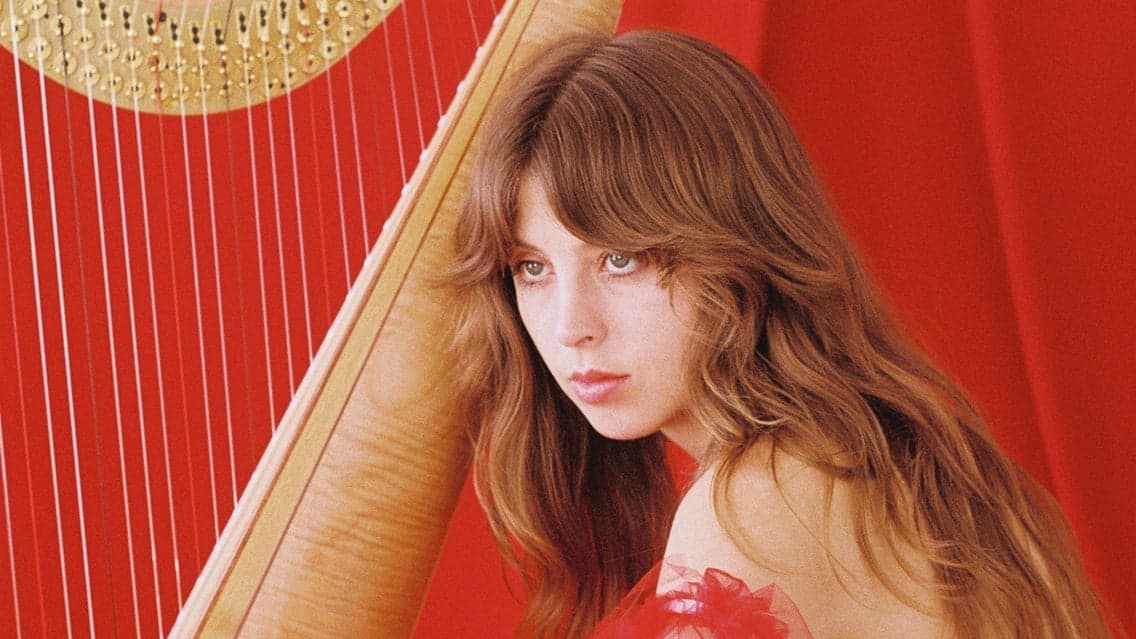 Tractor Presents: Mikaela Davis w/ Olivia Ellen Lloyd AT The Sunset at Tractor