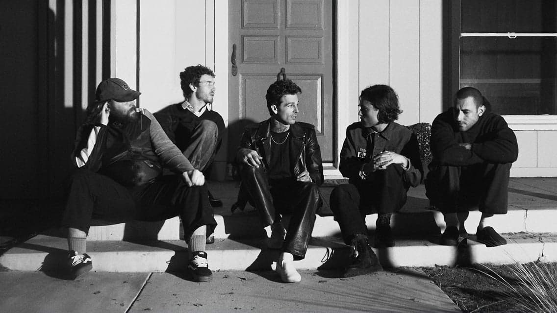 The Neighbourhood: THE WOURLD TOUR at Kaseya Center
