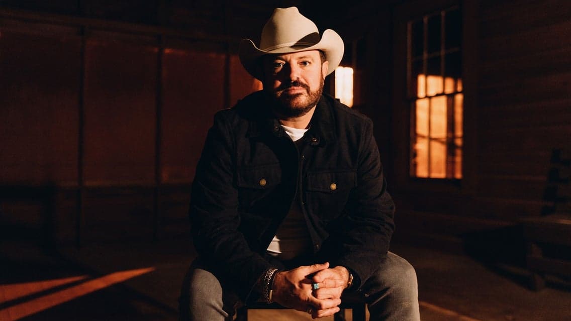 Wade Bowen at Red River Station BBQ