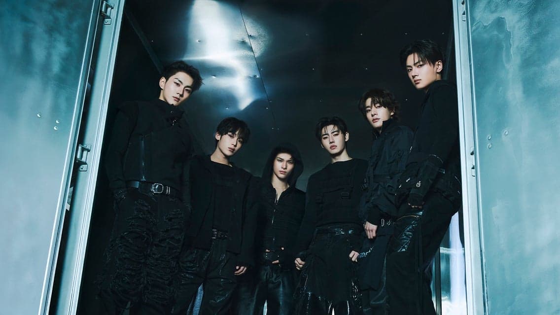 ENHYPEN WORLD TOUR 'BLOOD SAGA' IN UNITED STATES at American Airlines Center