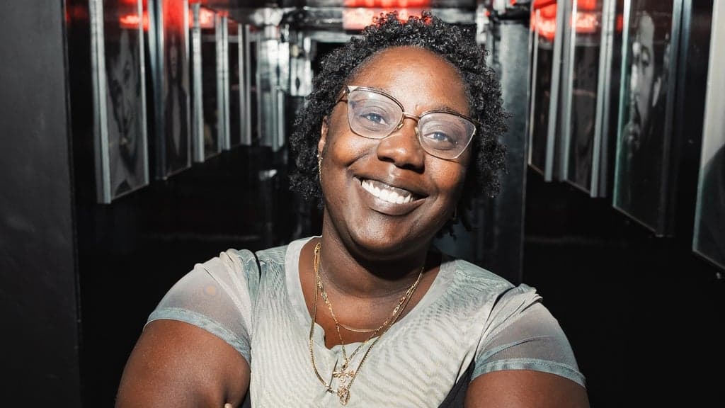Felicia Folkes - in the Callback Bar at Punch Line Sacramento Callback Bar