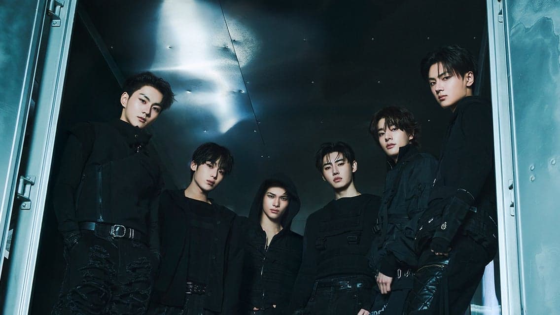 ENHYPEN WORLD TOUR 'BLOOD SAGA' IN UNITED STATES at American Airlines Center