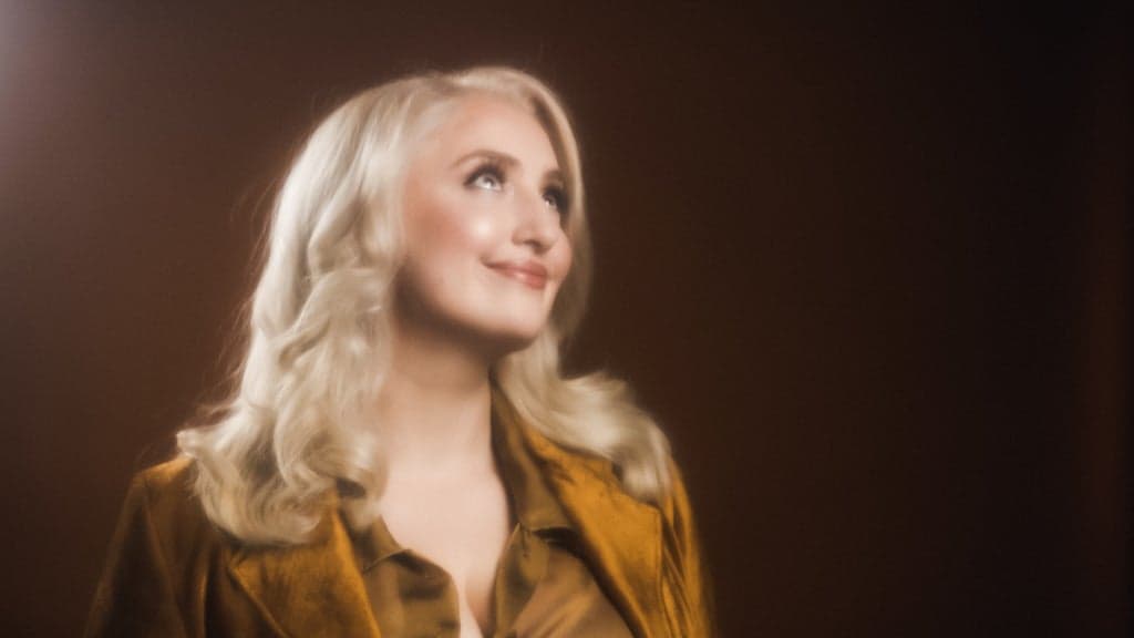 Sophie Buddle at Punch Line Comedy Club - Sacramento