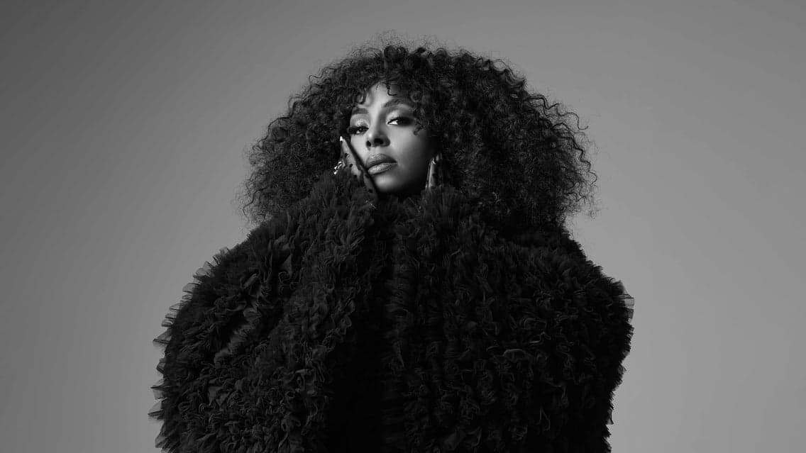 Ledisi at Music Hall Center