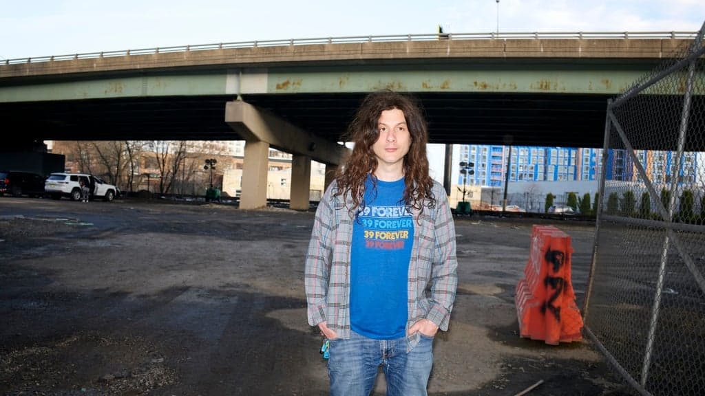 Kurt Vile & the Violators at Minglewood Hall