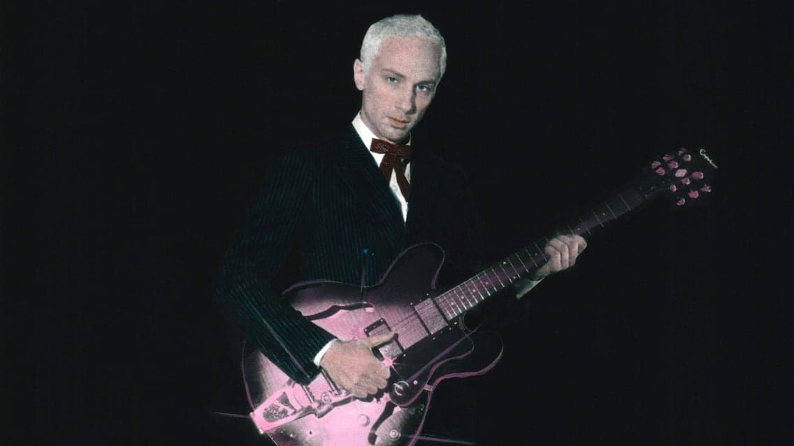 Marlon Magnée (of La Femme) at The Atlantis