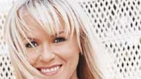 Carolyn Dawn Johnson at The Pearl Showroom, Pure Casino Yellowhead