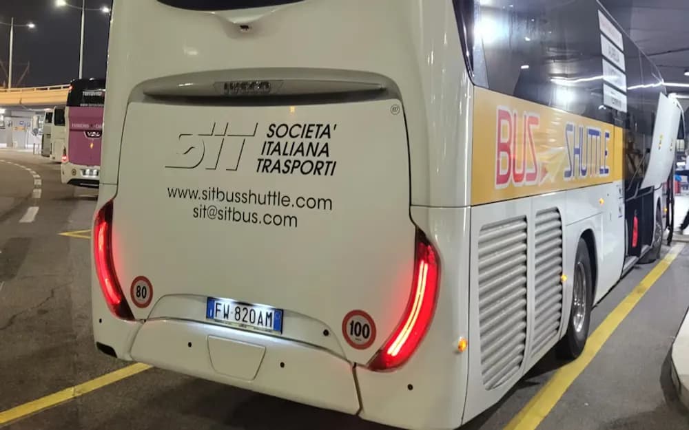 Rome One-Way Bus from Fiumicino Airport to Vatican City