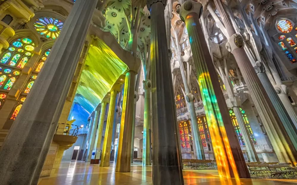 Sagrada Família Skip the Line Guided Visit with and ascent to the Tower