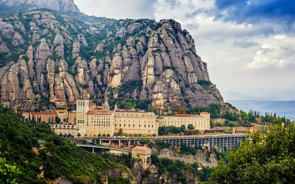 Montserrat Mountain Card: Train, Rack Railway & Moreneta Access