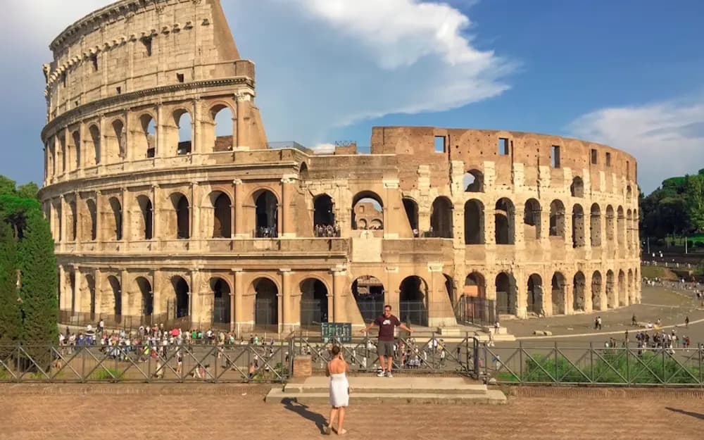 Colosseum & Roman Forum + Express Guided Tour