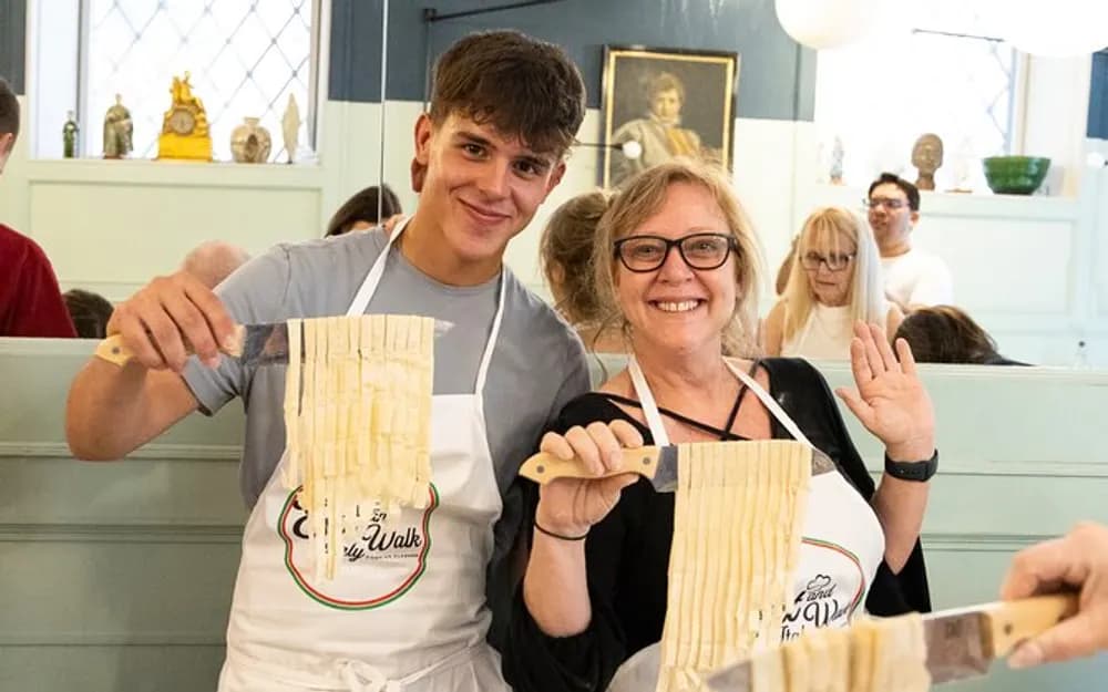 Pasta Cooking Class with dinner in Rome