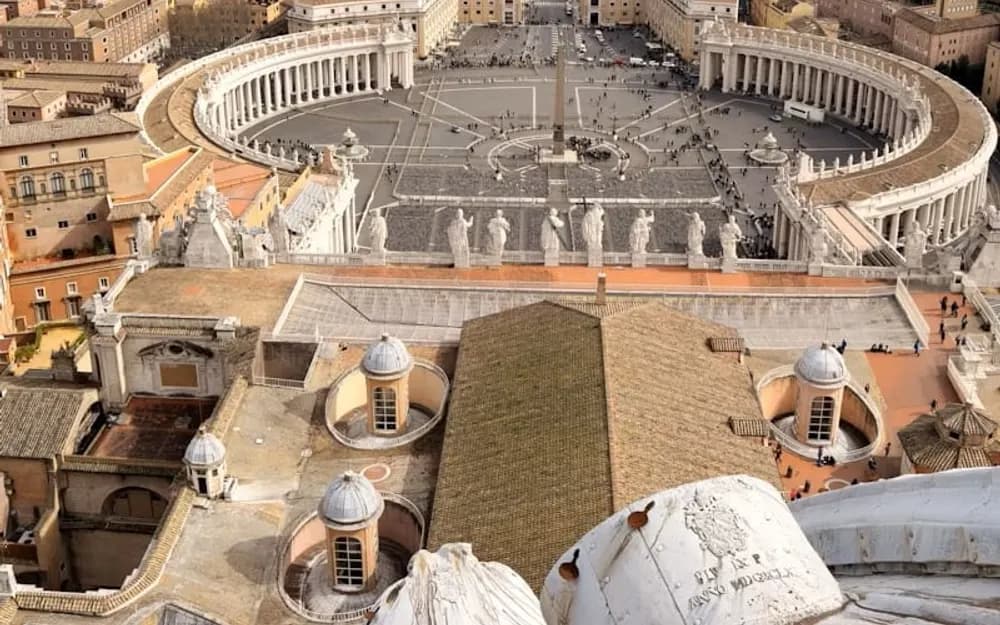 Omnia Card 24h: Vatican, Catacombs and Open Bus of Rome