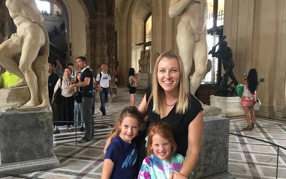 Kid-Friendly Louvre Museum Private Guided Tour