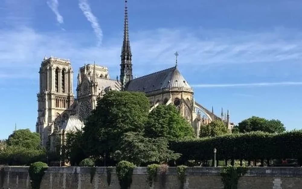 Seine River Dinner Cruise with Live Music