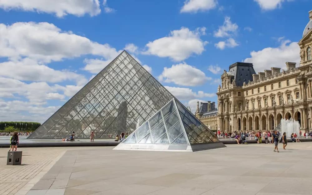 Louvre Museum Guided Visit