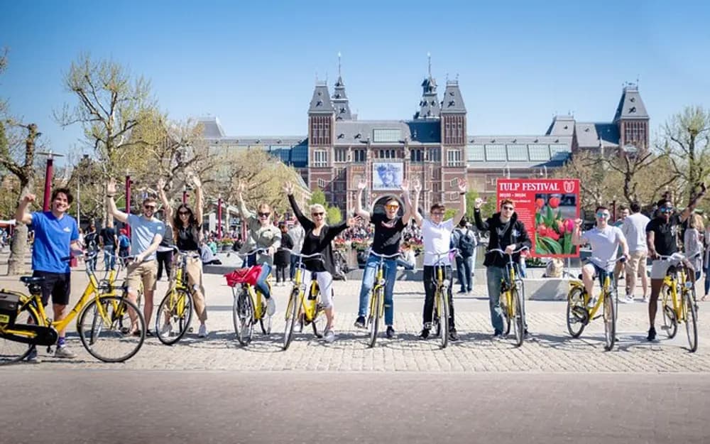 Amsterdam Bike Tour for Small Groups