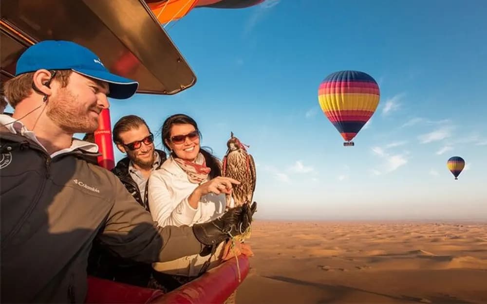 Dubai Sunrise Hot Air Balloon Flight with Breakfast and Falcon Show