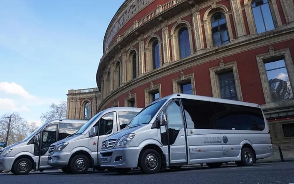 London Shared Arrival Transfer: London Airports to London Hotels