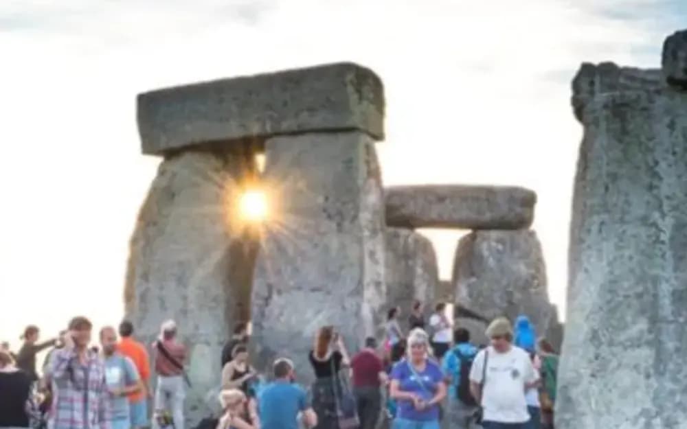Stonehenge, Windsor & Bath Day Trip from London with Tickets